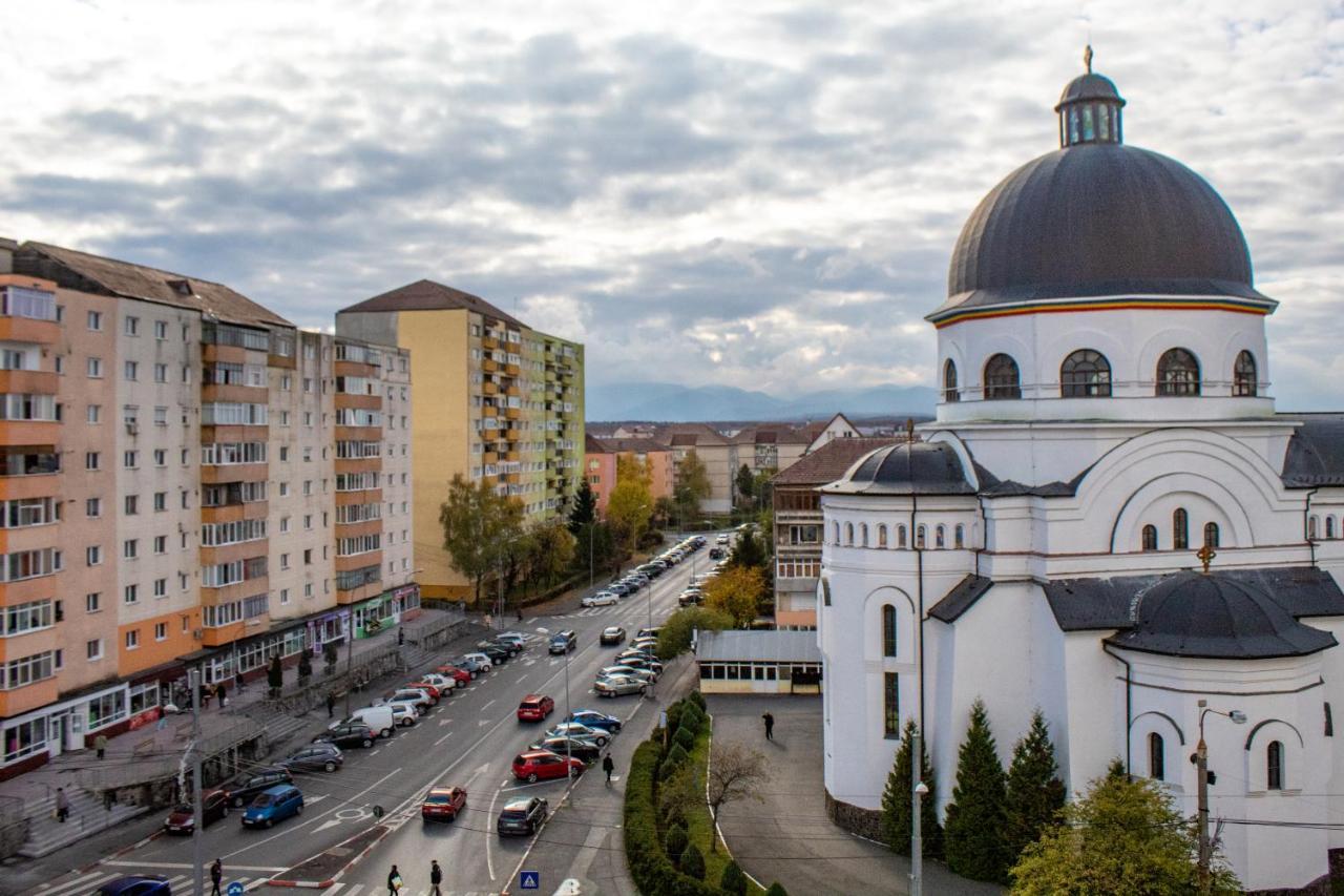 Butterfly Apartment Sibiu Exterior foto