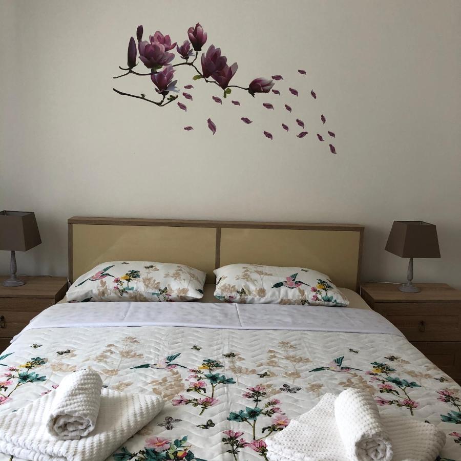 Butterfly Apartment Sibiu Exterior foto